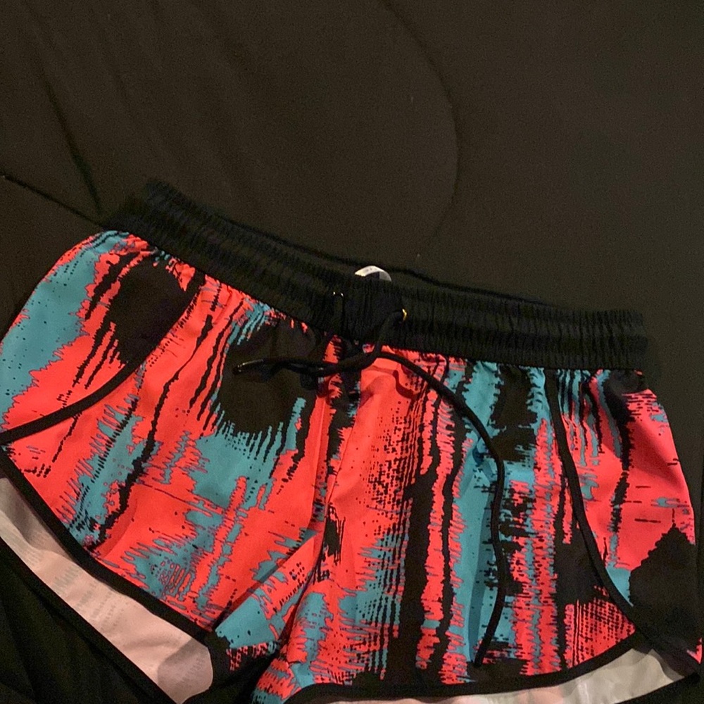 Fabletics athletic shorts w/pocket